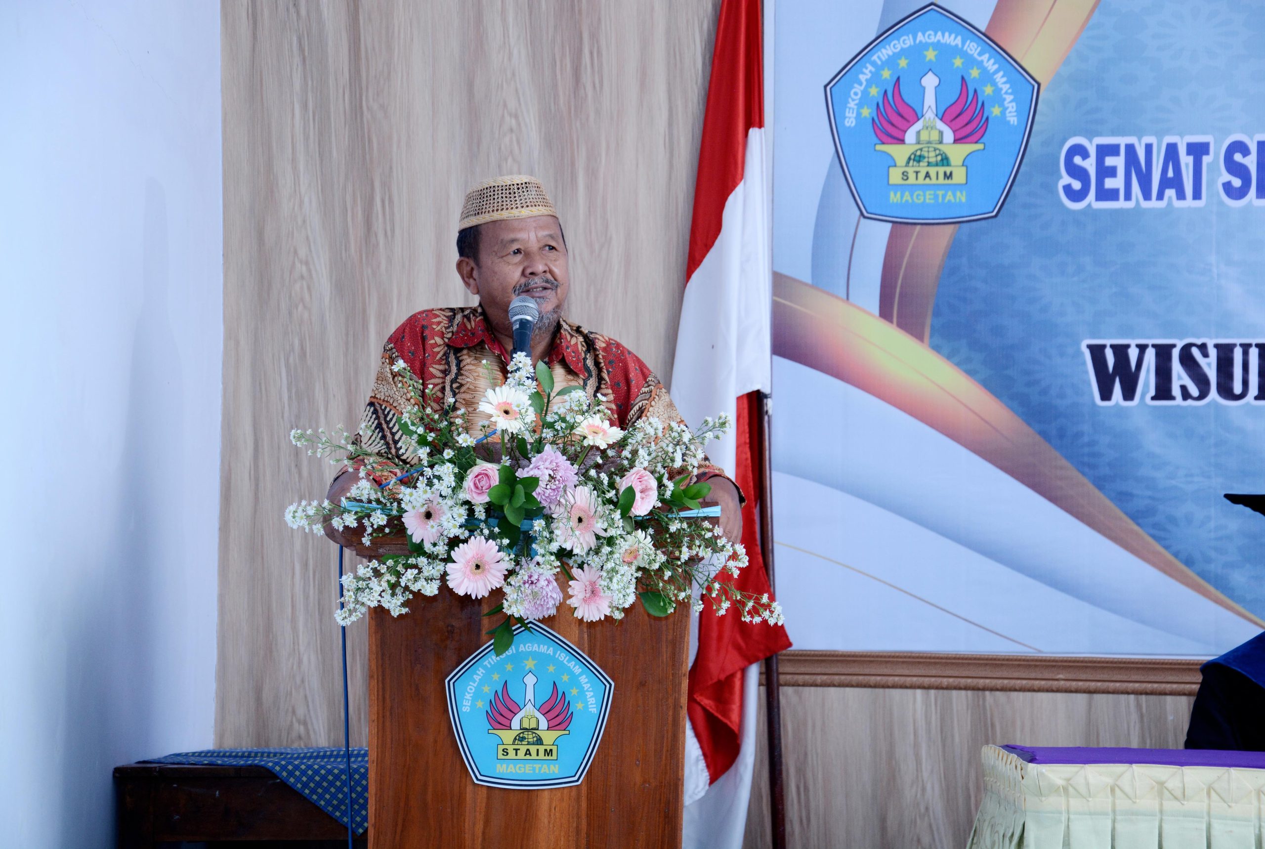 (Alm) Dr. KH. Sulhan Hamid Abd. Ghani, M.Pd
